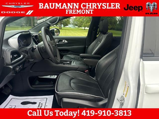 2026 Chrysler Pacifica - $32,860