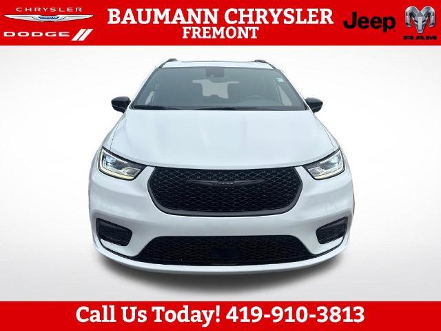 2026 Chrysler Pacifica - $32,479