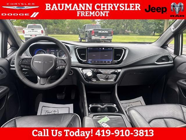 2026 Chrysler Pacifica - $32,479