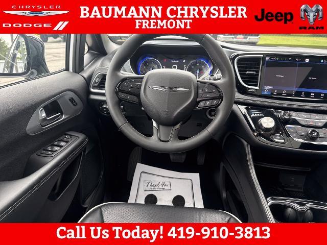2026 Chrysler Pacifica - $32,479