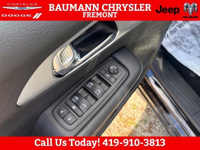 2026 Chrysler Pacifica - $33,876