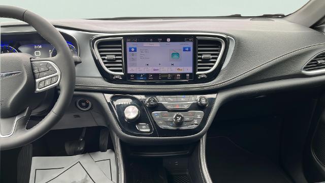 2026 Chrysler Pacifica - $33,138