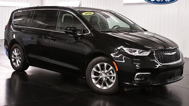 Preowned 2026 Chrysler Pacifica Limited for Sale
