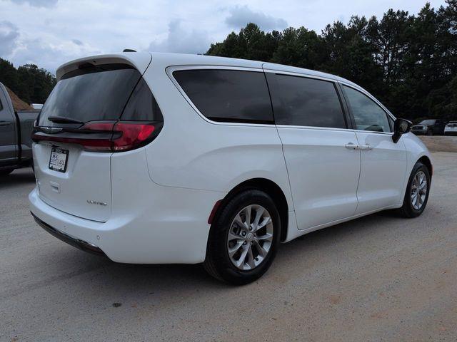 2026 Chrysler Pacifica - $35,087