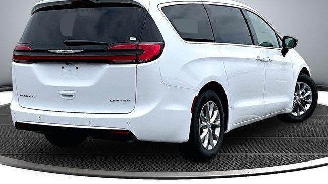 2026 Chrysler Pacifica Limited
