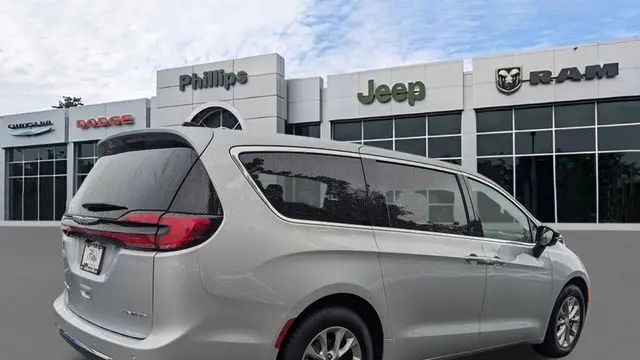 2026 Chrysler Pacifica Limited