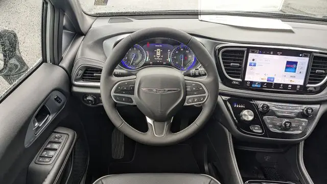 2026 Chrysler Pacifica Limited