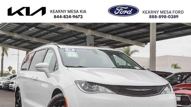 Preowned 2018 Chrysler Pacifica Limited for Sale