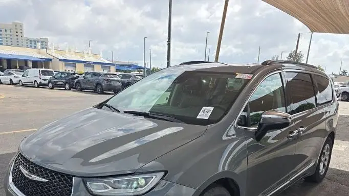 2023 Chrysler Pacifica Limited