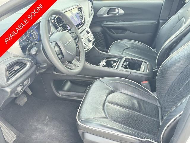 2025 Chrysler Pacifica - $30,275