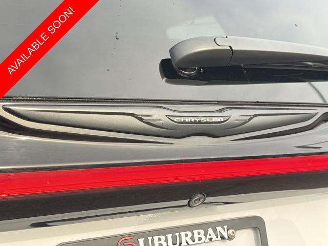 2025 Chrysler Pacifica - $30,275