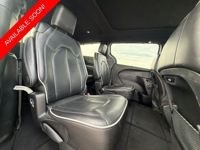 2025 Chrysler Pacifica - $30,275