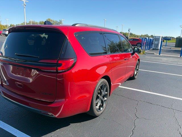 2025 Chrysler Pacifica - $26,910