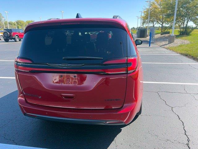 2025 Chrysler Pacifica - $26,910