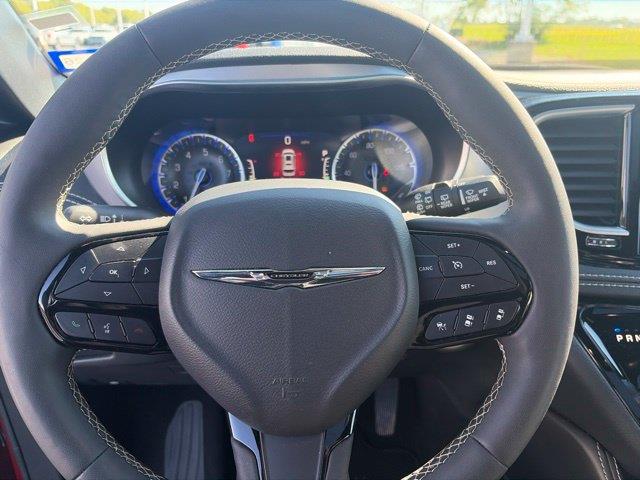 2025 Chrysler Pacifica - $26,910