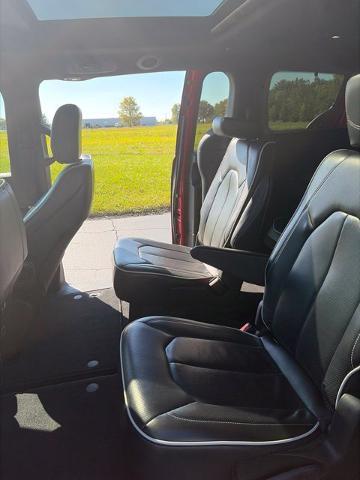 2025 Chrysler Pacifica - $26,910