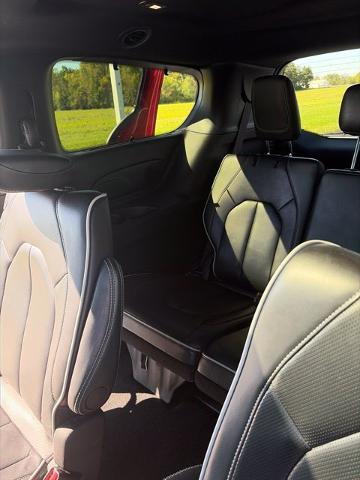 2025 Chrysler Pacifica - $26,910
