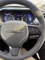 2025 Pacifica Thumbnail 17