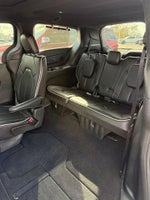 2025 Pacifica Thumbnail 12