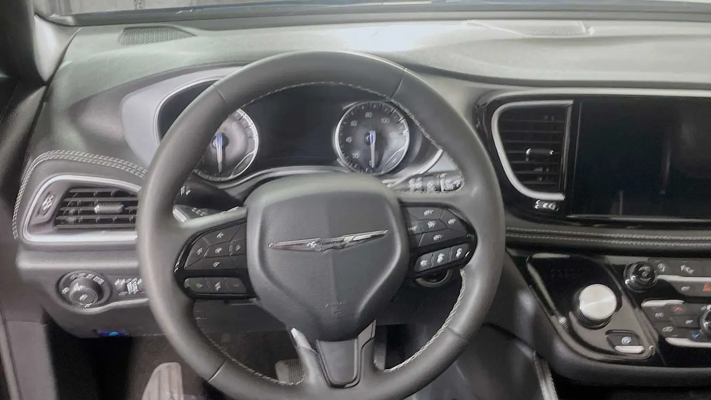 2025 Chrysler Pacifica Limited