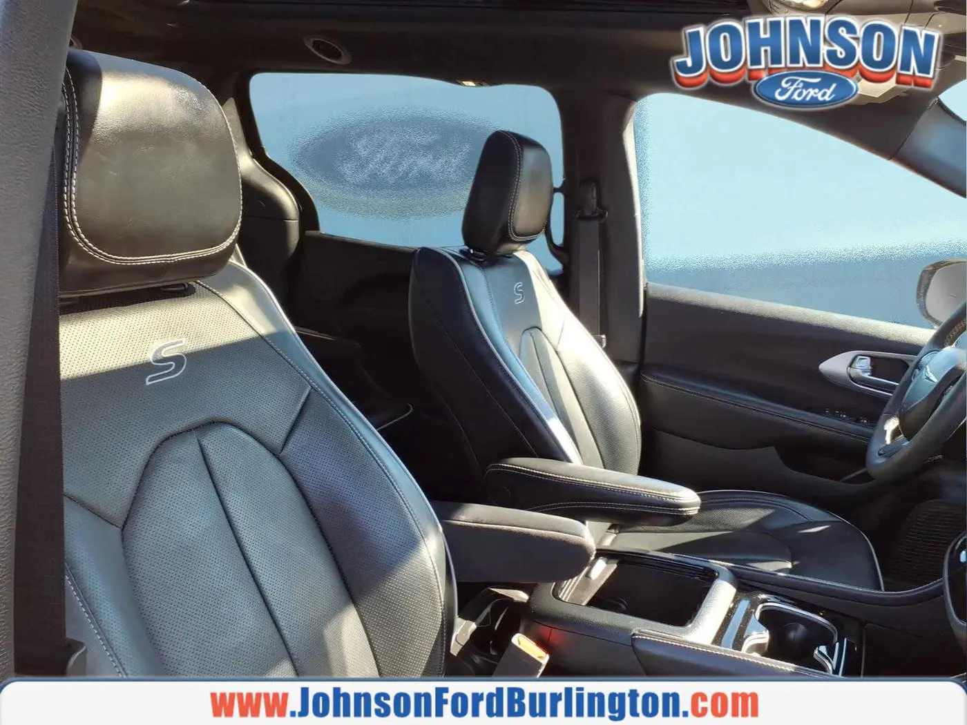 2025 Chrysler Pacifica - $31,400
