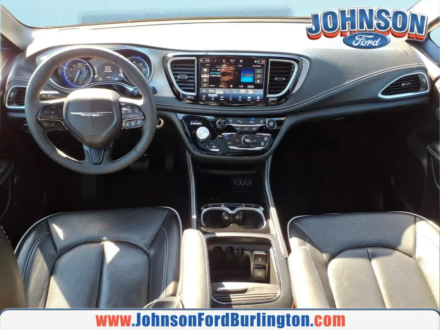 2025 Chrysler Pacifica - $31,400