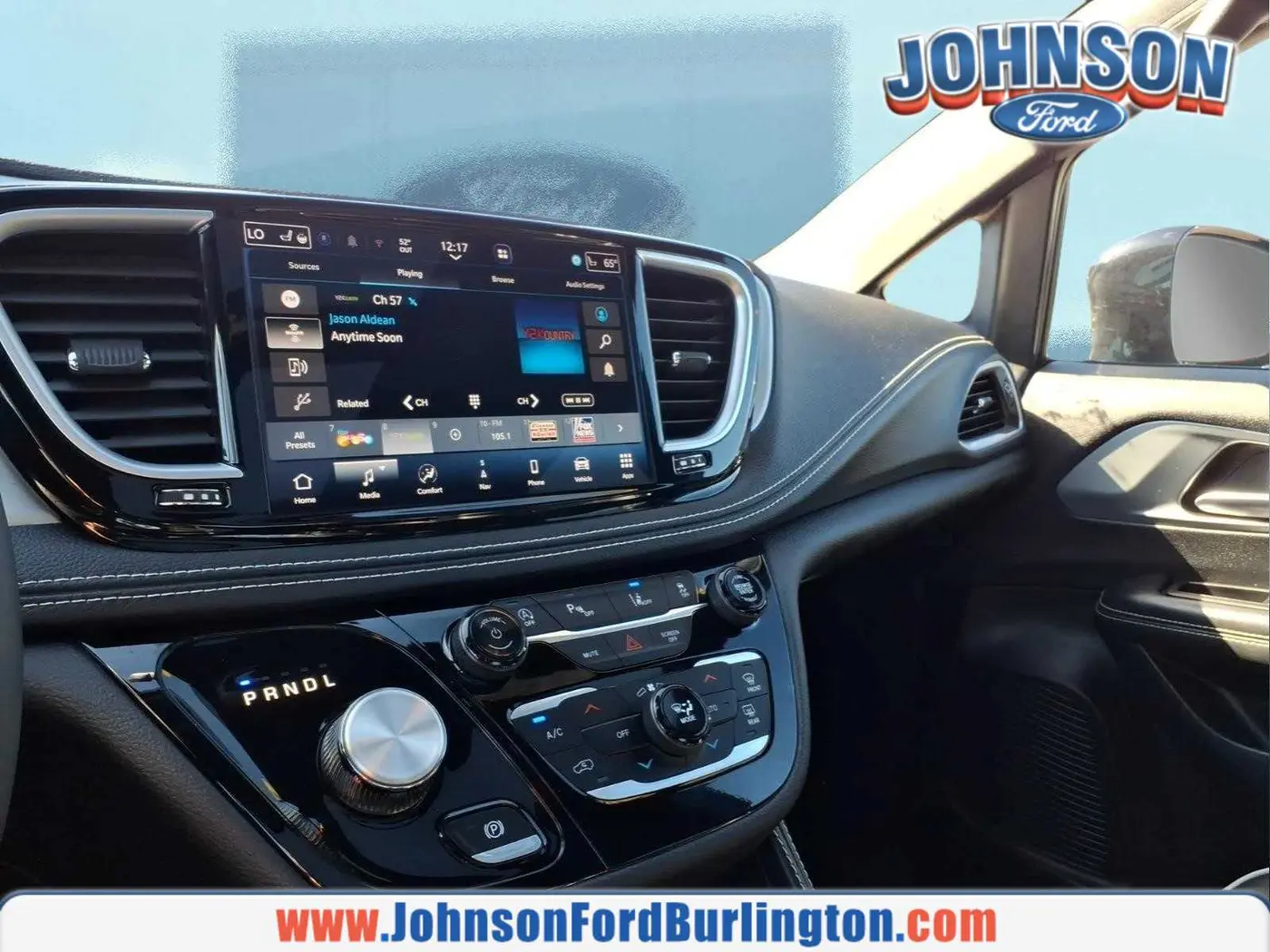 2025 Chrysler Pacifica - $31,400