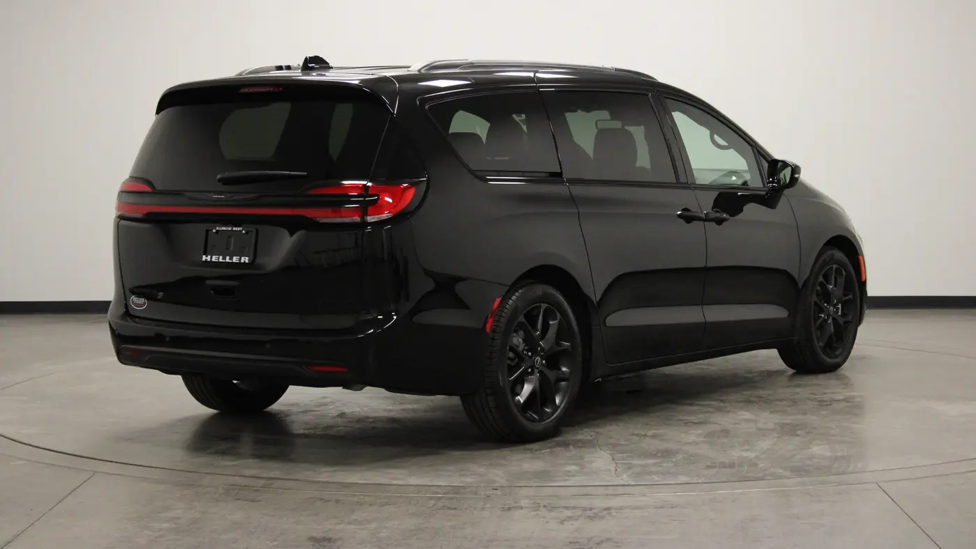 2026 Chrysler Pacifica Limited