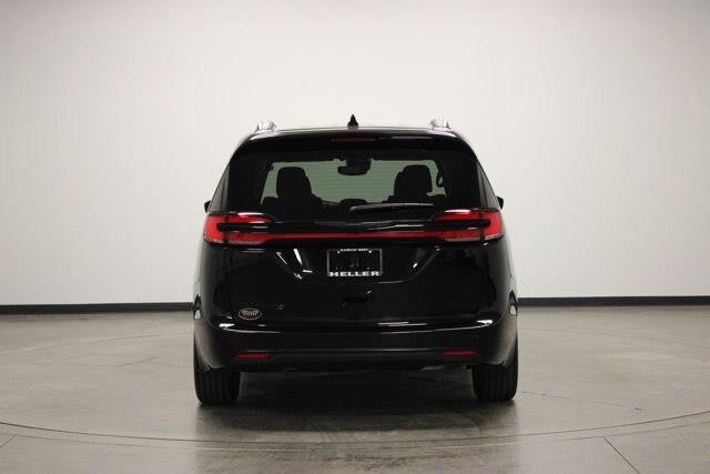 2026 Chrysler Pacifica - $38,962