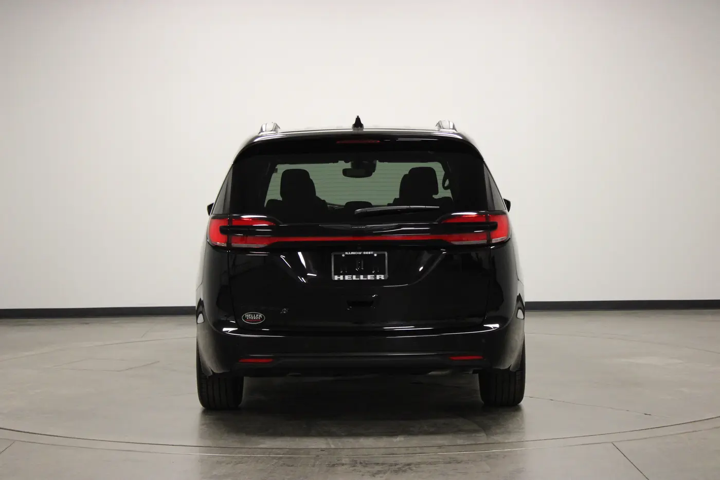 2026 Chrysler Pacifica - $37,962