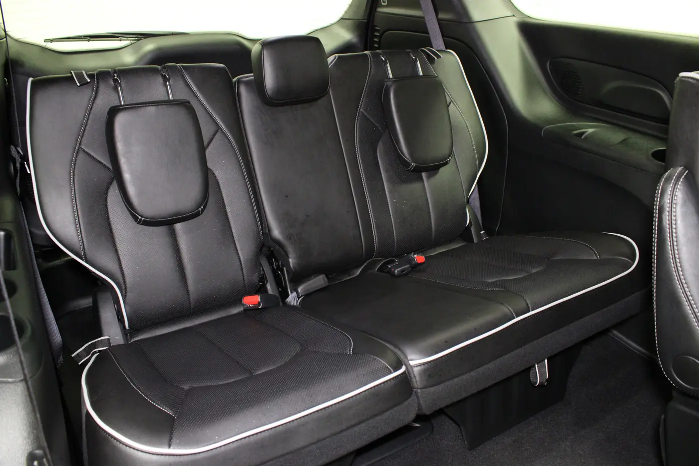2026 Chrysler Pacifica - $37,962