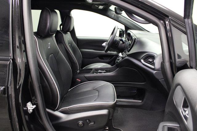 2026 Chrysler Pacifica - $36,462