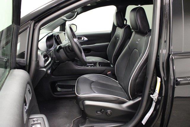 2026 Chrysler Pacifica - $36,462