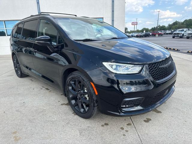 2026 Chrysler Pacifica - $33,732