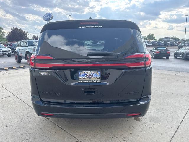 2026 Chrysler Pacifica - $33,732