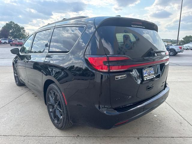2026 Chrysler Pacifica - $33,732