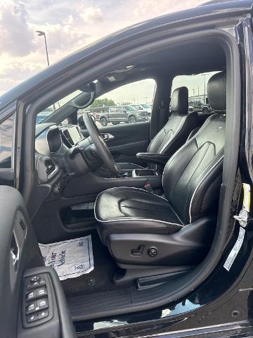 2026 Chrysler Pacifica - $33,732