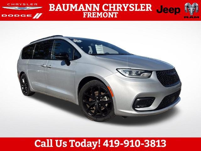 2026 Chrysler Pacifica - $32,395