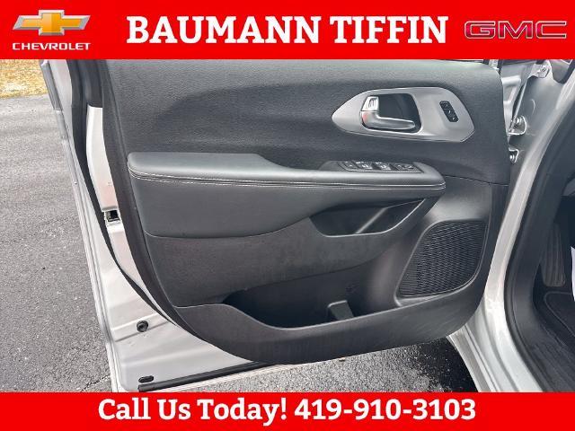 2026 Chrysler Pacifica - $32,630