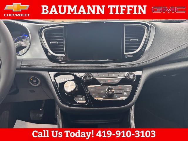 2026 Chrysler Pacifica - $32,630