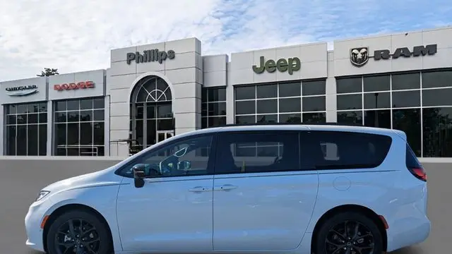 2026 Chrysler Pacifica Limited