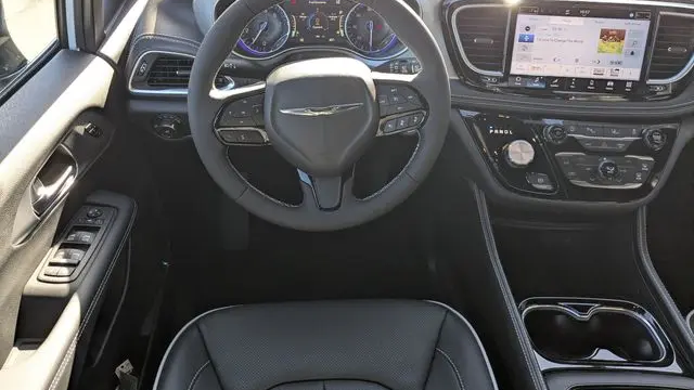 2026 Chrysler Pacifica Limited