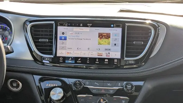 2026 Chrysler Pacifica Limited