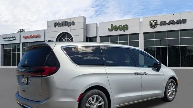2026 Chrysler Pacifica Limited