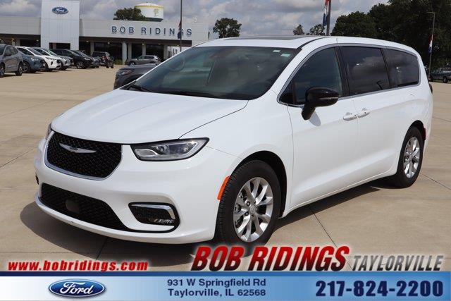 2026 Chrysler Pacifica - $39,990