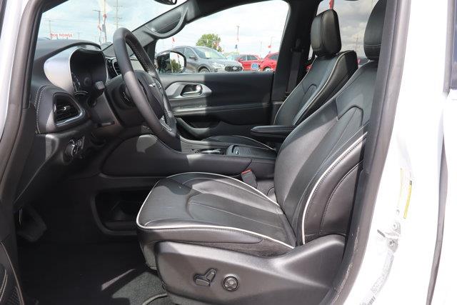 2026 Chrysler Pacifica - $39,990