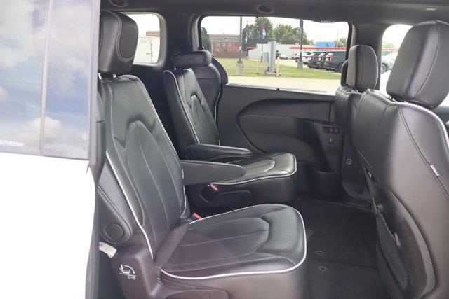 2026 Chrysler Pacifica - $39,990