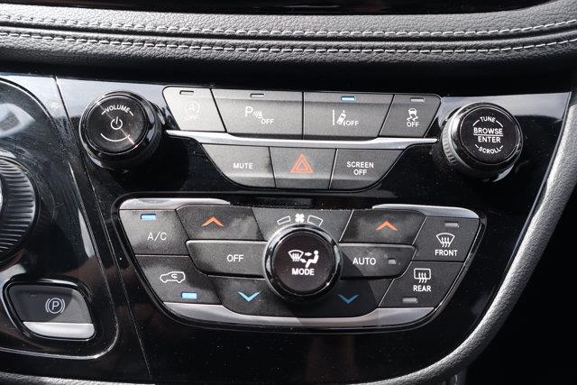 2026 Chrysler Pacifica - $39,990