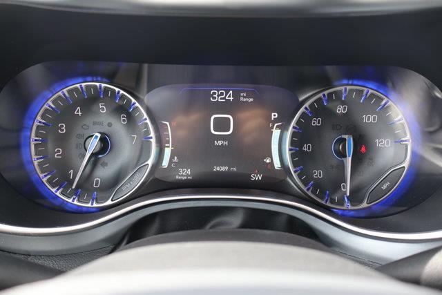 2026 Chrysler Pacifica - $39,990