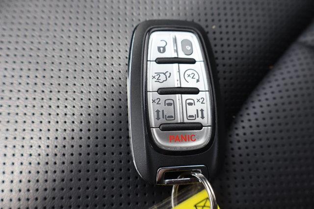 2026 Chrysler Pacifica - $39,990